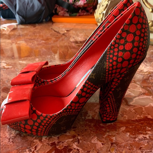 Louis Vuitton Heels - Picture 1 of 8